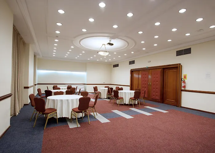 Best 6 Spa Hotels in Curitiba for a Relaxing Getaway