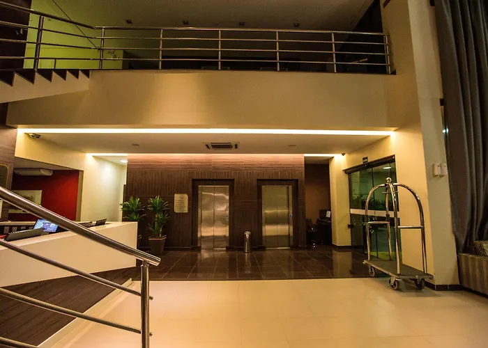 Golden Plaza Hotel By Easy Class Porto Velho 