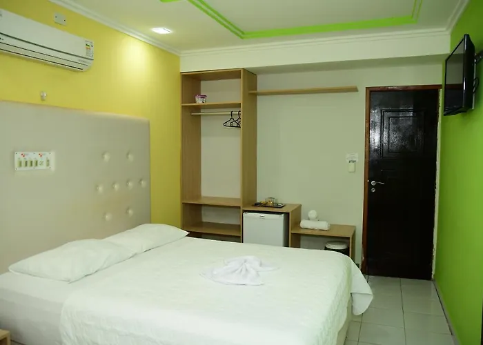 Hotel Serrano Martins