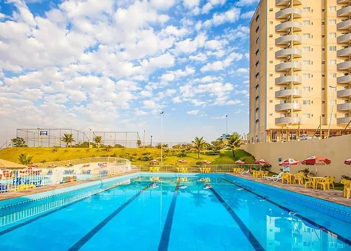 Hotel Golden Dolphin Resort - Flat No Decimo Andar Quarto Com Varanda Caldas Novas
