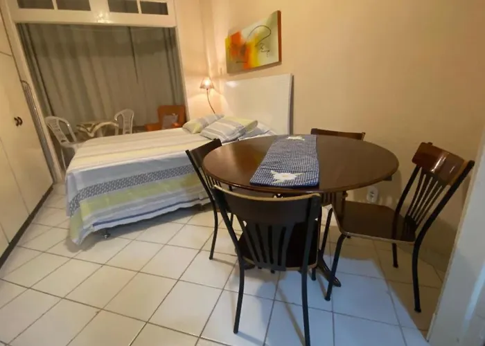 Meio De Copacabana, 200 Metros Da Praia, Posto 5 Rio de Janeiro che accetta animali
