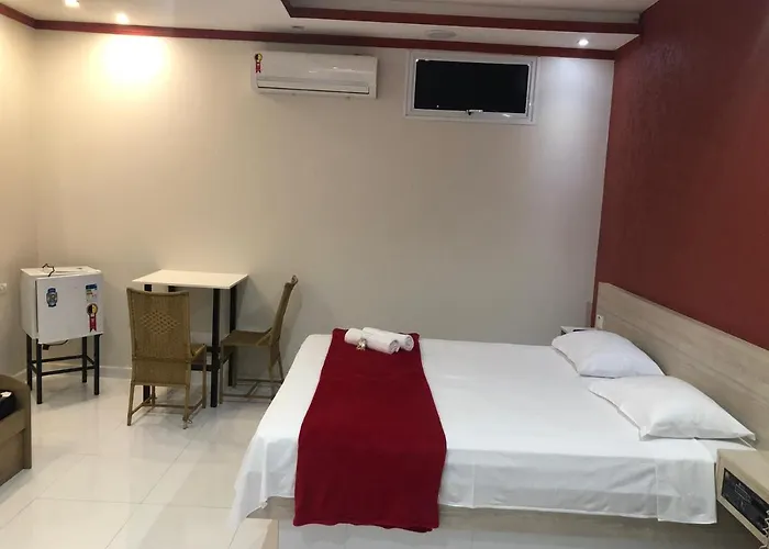 Hotel E Pousada Isis Sao Pedro 