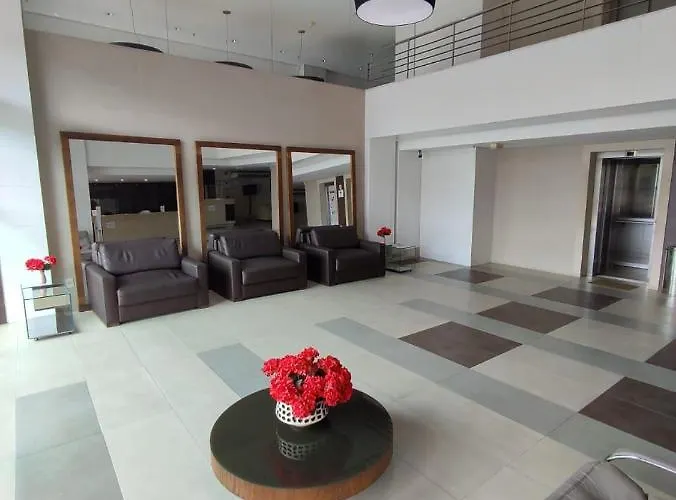 Flat Salvador Shopping