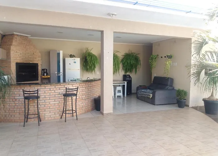 Edicula Com Um Quarto Banheiro E Piscina E Lazer Foz do Iguaçu