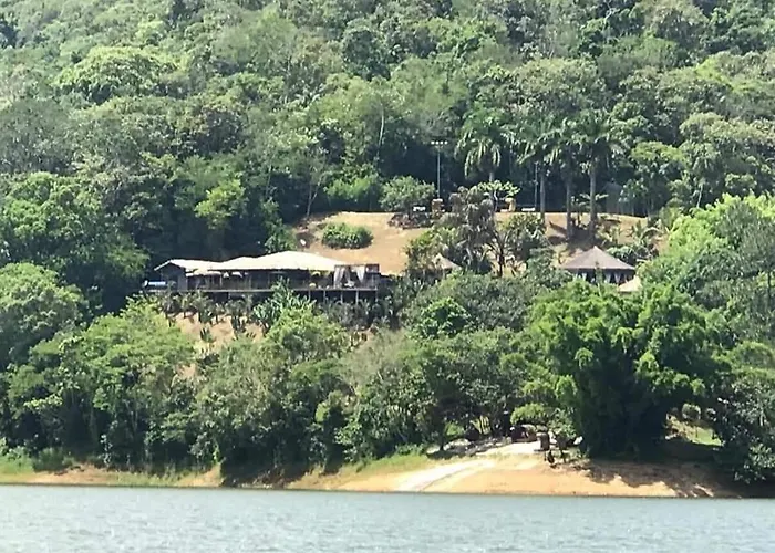 Hotéis de Miracatu