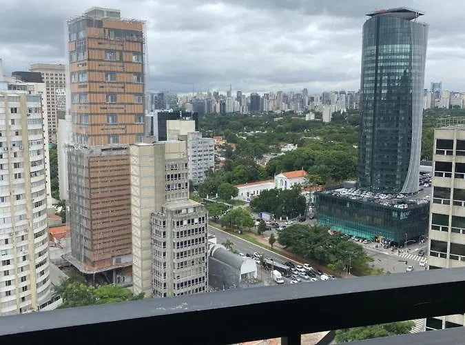 Aparthotel Flat Particular No Radisson Blu Faria Lima Ap 1802 à São Paulo