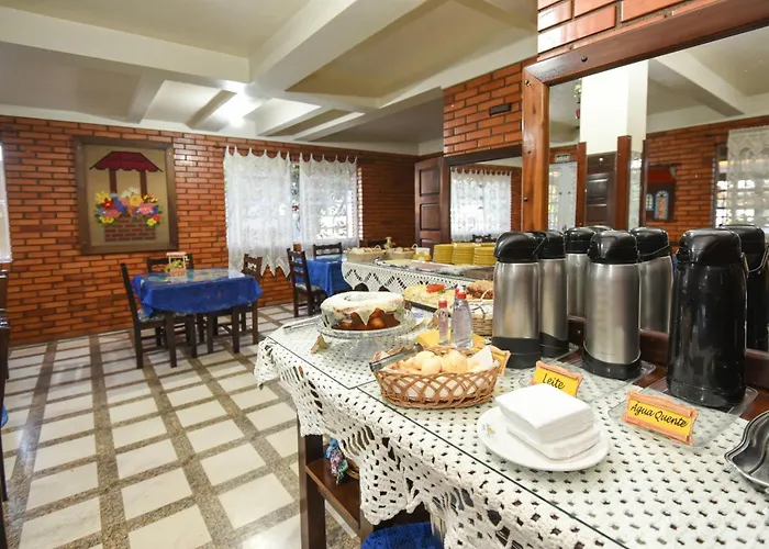 Hotel Pequenino Canela