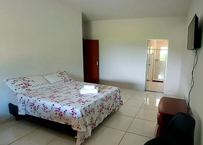 Suítes Canaã Capitólio