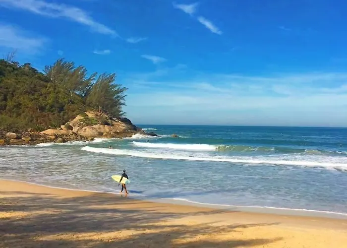 Pantai Pousadas - Jacuzzi Aquecida E 300 Metros Da Praia Da Ferrugem Garopaba