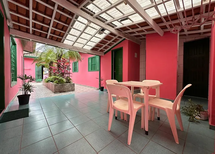 Suítes Casa Rosada Ubatuba