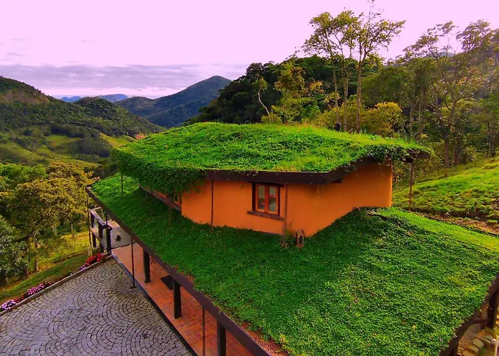 Eco Lodge de Construção Natural com Vista Panorâmica Nova Friburgo
