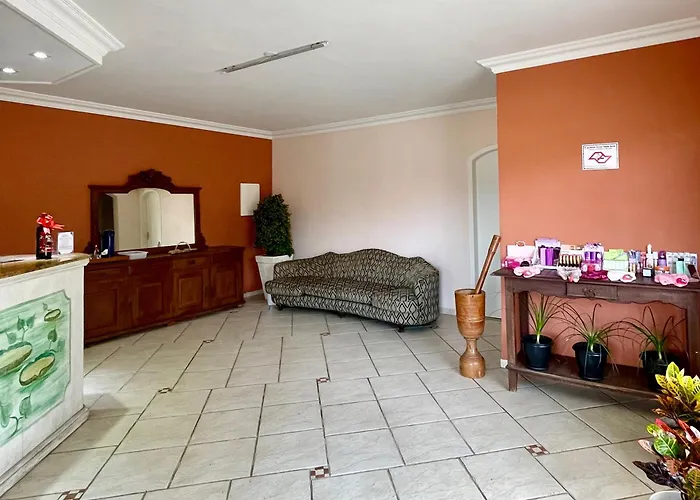 Hotéis de Tapiraí