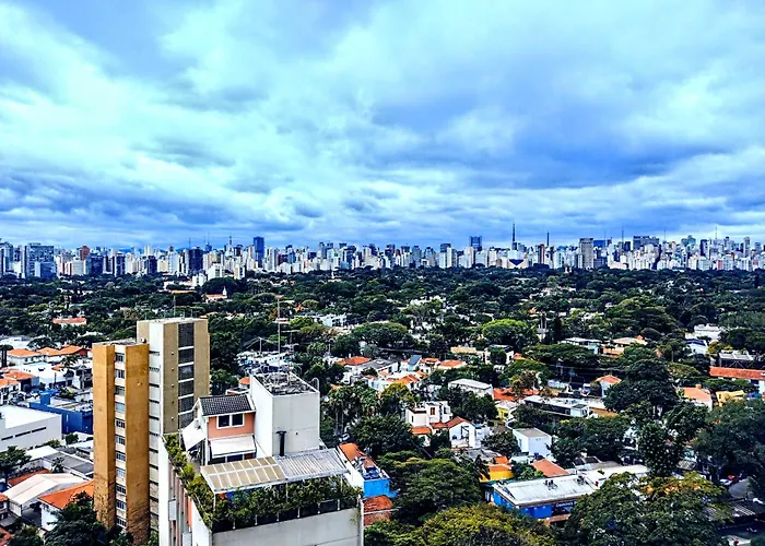 Luxxor Hotel Premiere Faria Lima - On The Sao Paulo Sky Line - King Duplex Studio Veranda - Executive Class - Red Velvet Edition