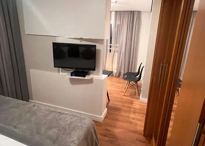 Flat confortável próx Ibirapuera e Jardins com garagem São Paulo