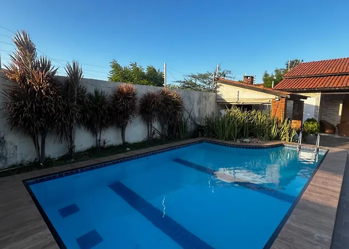 Porto Das Dunas Casa Temporada Estilo E Conforto Fortaleza  com Piscina