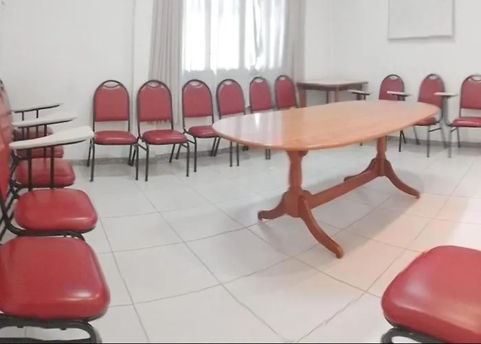 Hotéis centrais de Linhares 