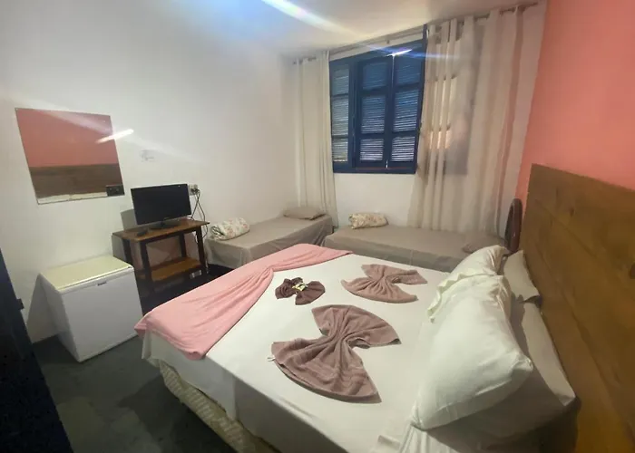 Miguel Pereira Hotels