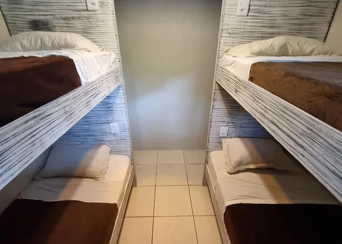 Arte Da Tribo Hostel & Camping Praia do Rosa