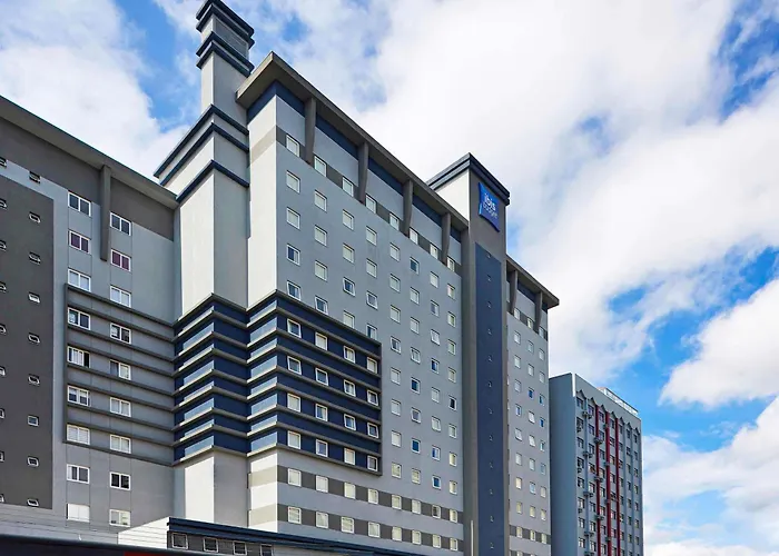 Ibis Budget Curitiba Centro