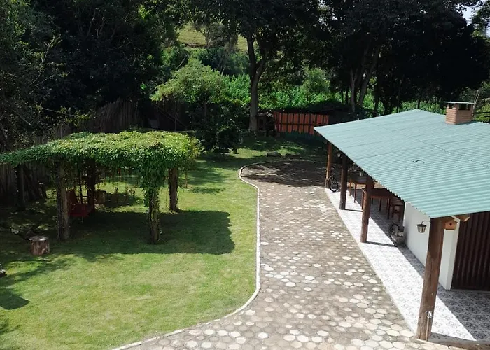 hospedaria chalé das acácias São Bento do Sapucaí