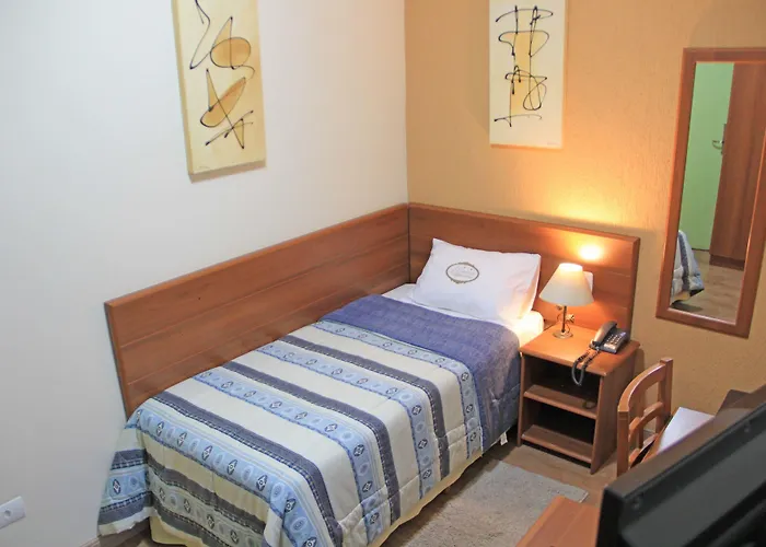 Hotel Valparaiso - Metro Paraiso E 800M Da Av Paulista Sao Paulo