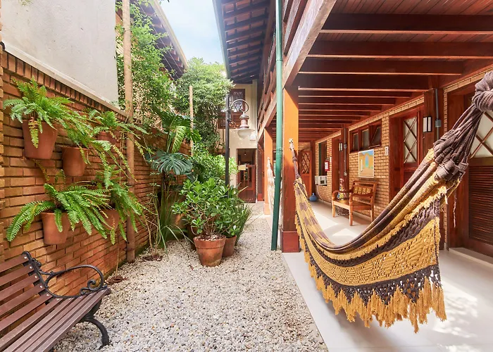 Hotéis centrais de Ubatuba 