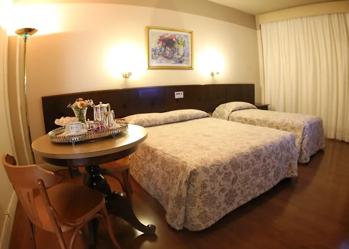 Village Hotel Ponta Grossa 