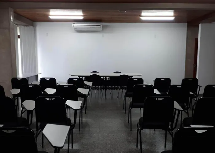 Hotéis centrais de Vitória 