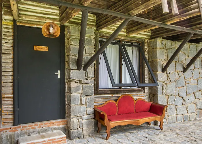 Pousada Casa Mantiqueira - Próxima ao Capivarí e opções de Hidromassagem Campos do Jordão