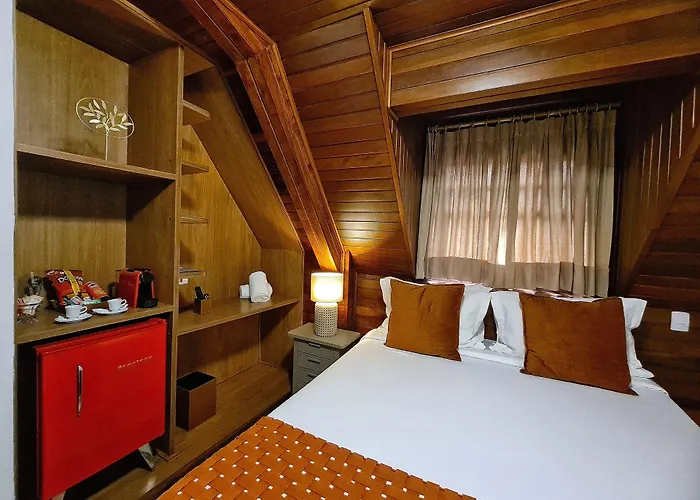 Casa Três Rios - Campos do Jordão Hotel