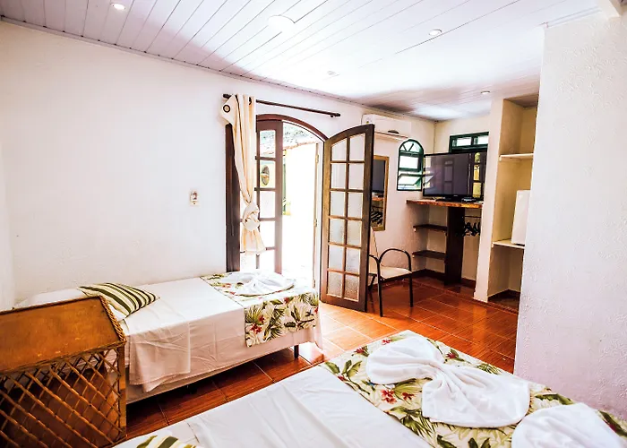 Pousada Aporan Ilhabela - 4 star Hotel