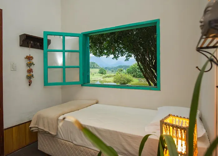 Guest House Fazenda do Francês&Culinária Francesa Cachoeiras de Macacu
