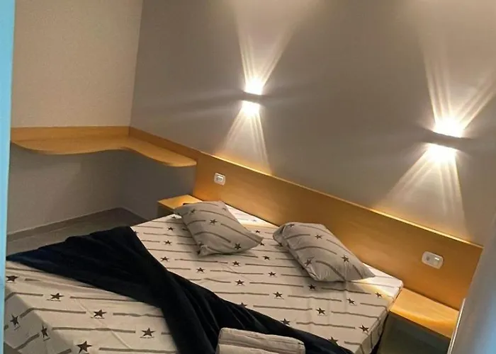Hotel Ellos - Estacionamento e Café da Manhã Incluso Itaquaquecetuba