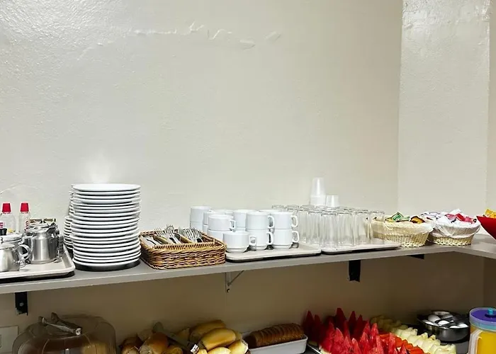 Hotel Moraes próximo a 25 de Março, Brás e Bom Retiro - Reserve agora e só pague no check-in São Paulo