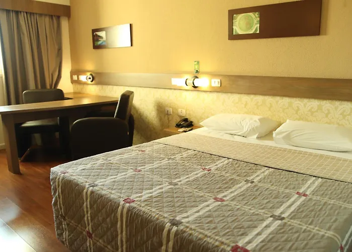 Hotel 10 Palmas