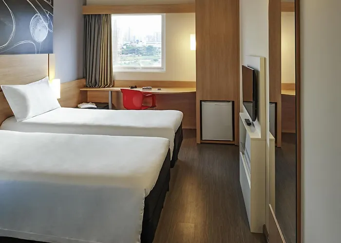 Ibis Londrina Shopping Hotel