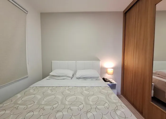 Excelente Flat Junto Aos Shoppings Jk E Vila Olimpia São Paulo