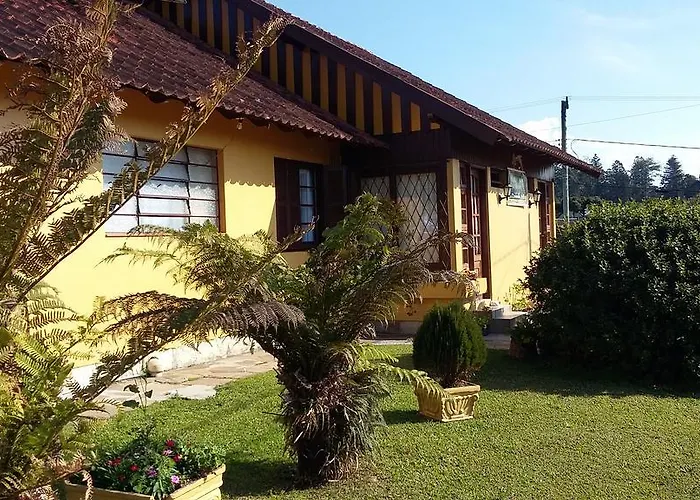 Pousada Casa Amarela Canela