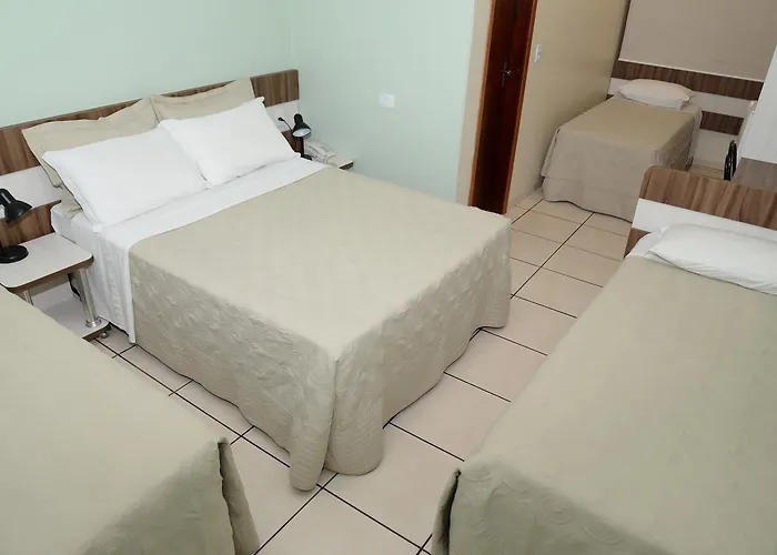 Hotéis de Pato Bragado