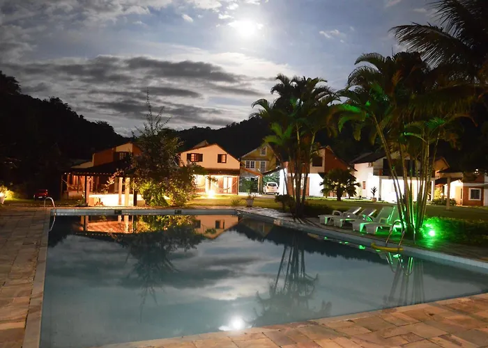 Aconchegos Ile De France Hotel Penedo 