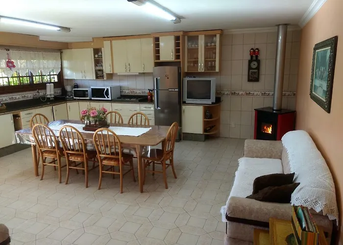 Casa Das Palmeiras + Quiosque Bento Gonçalves