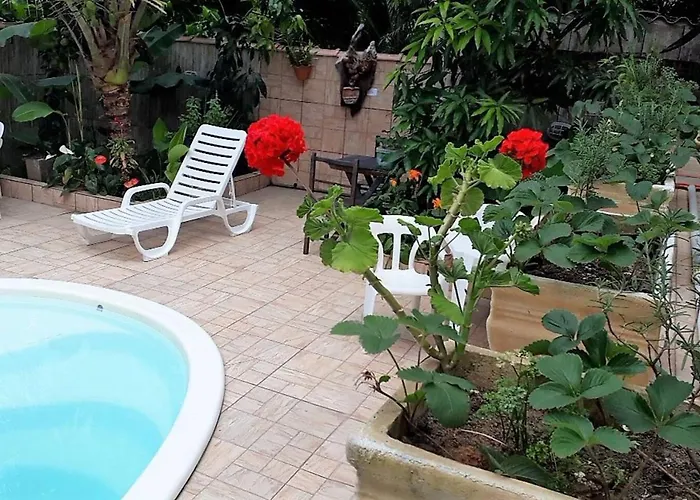 Suíte 6 com piscina e wi-fi em Caraguatatuba